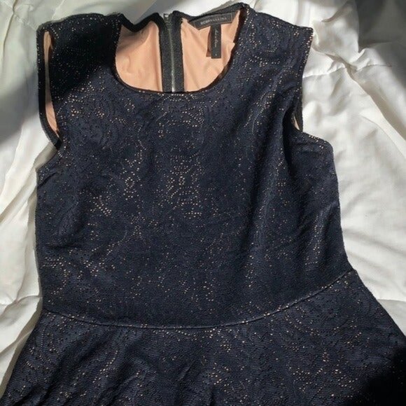 ⚫️ BCBGMaxAzria Small Blue Lace Classy Top - Picture 6 of 7